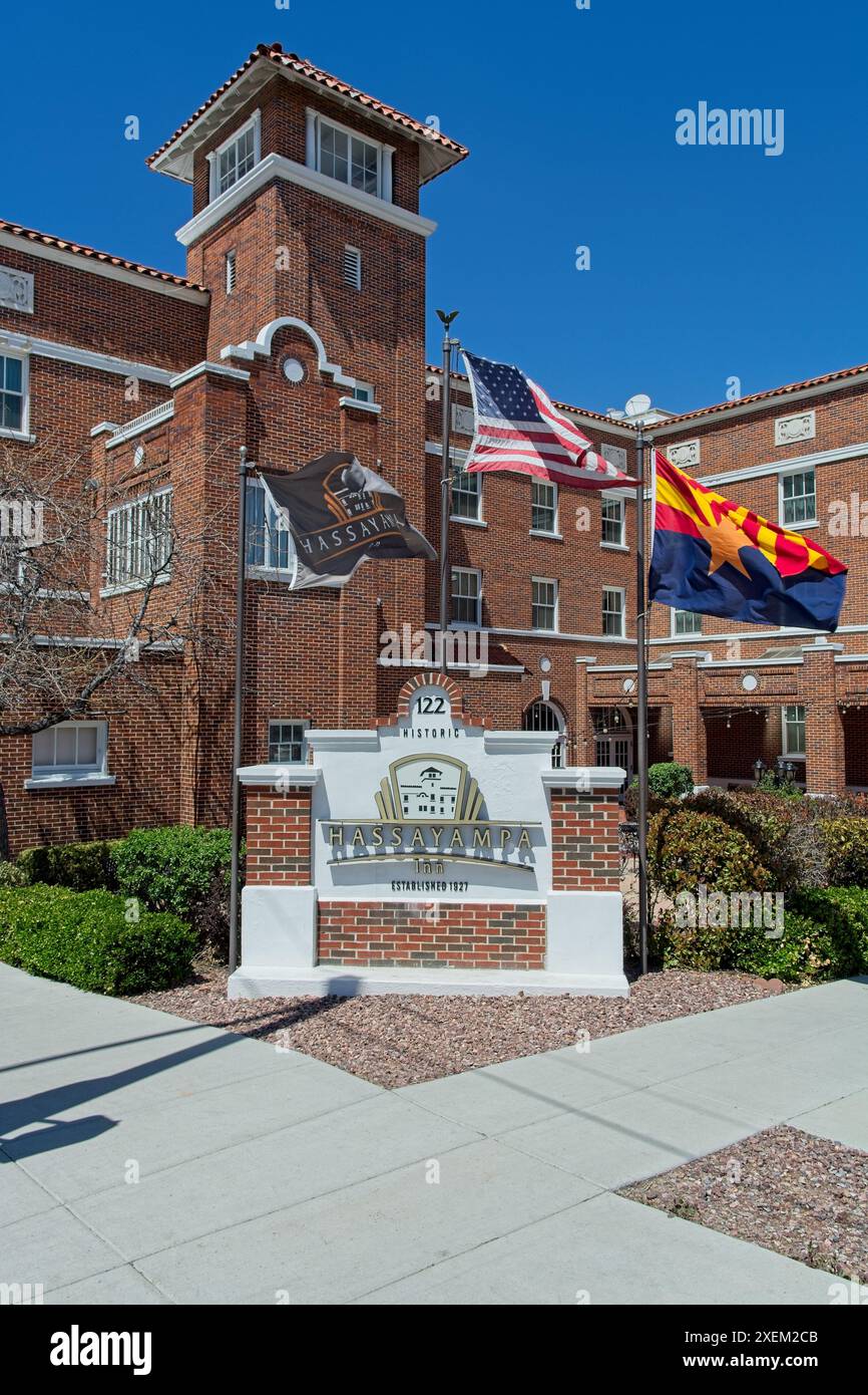 1927 Hassayampa Inn im spanischen Kolonialstil im Zentrum von Prescott Arizona – April 2024 Stockfoto