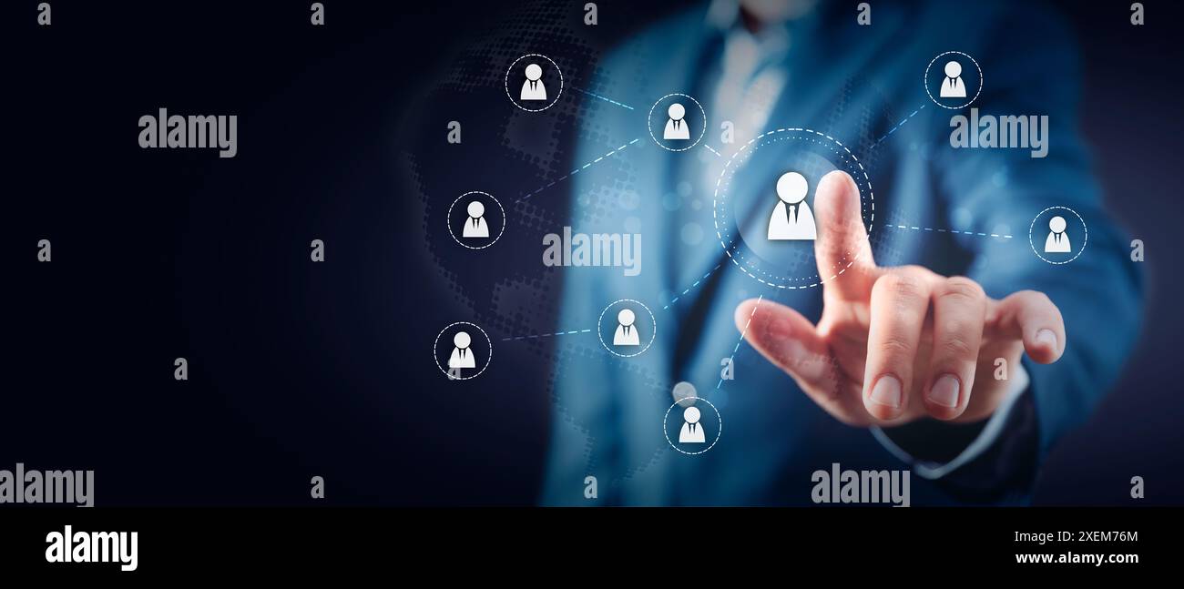 Internationale Geschäfte. Unternehmensgemeinde, Konzept eines Remote Working Teams mit Geschäftsmann im Anzug und Ikonen Stockfoto