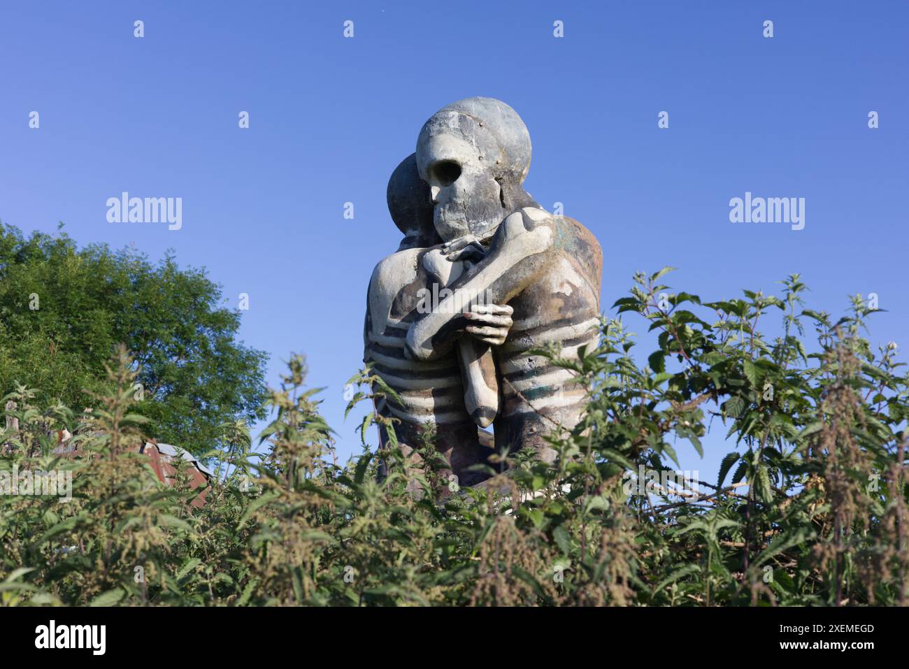 Nuba Umarmung, Not der Nuba-Völker im Sudan Stockfoto