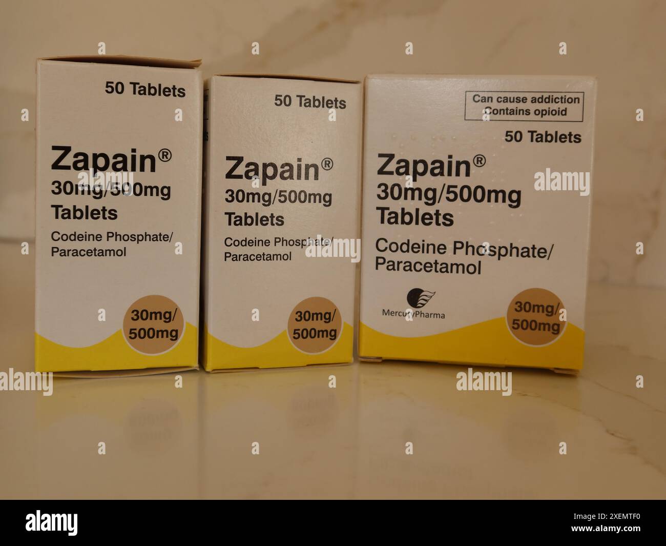 Codeinphosphat/Paracetamol-Tabletten werden als Zapain vermarktet, ein Opioid-Schmerzmittel auf Verschreibung zur Linderung starker Schmerzen. Stockfoto