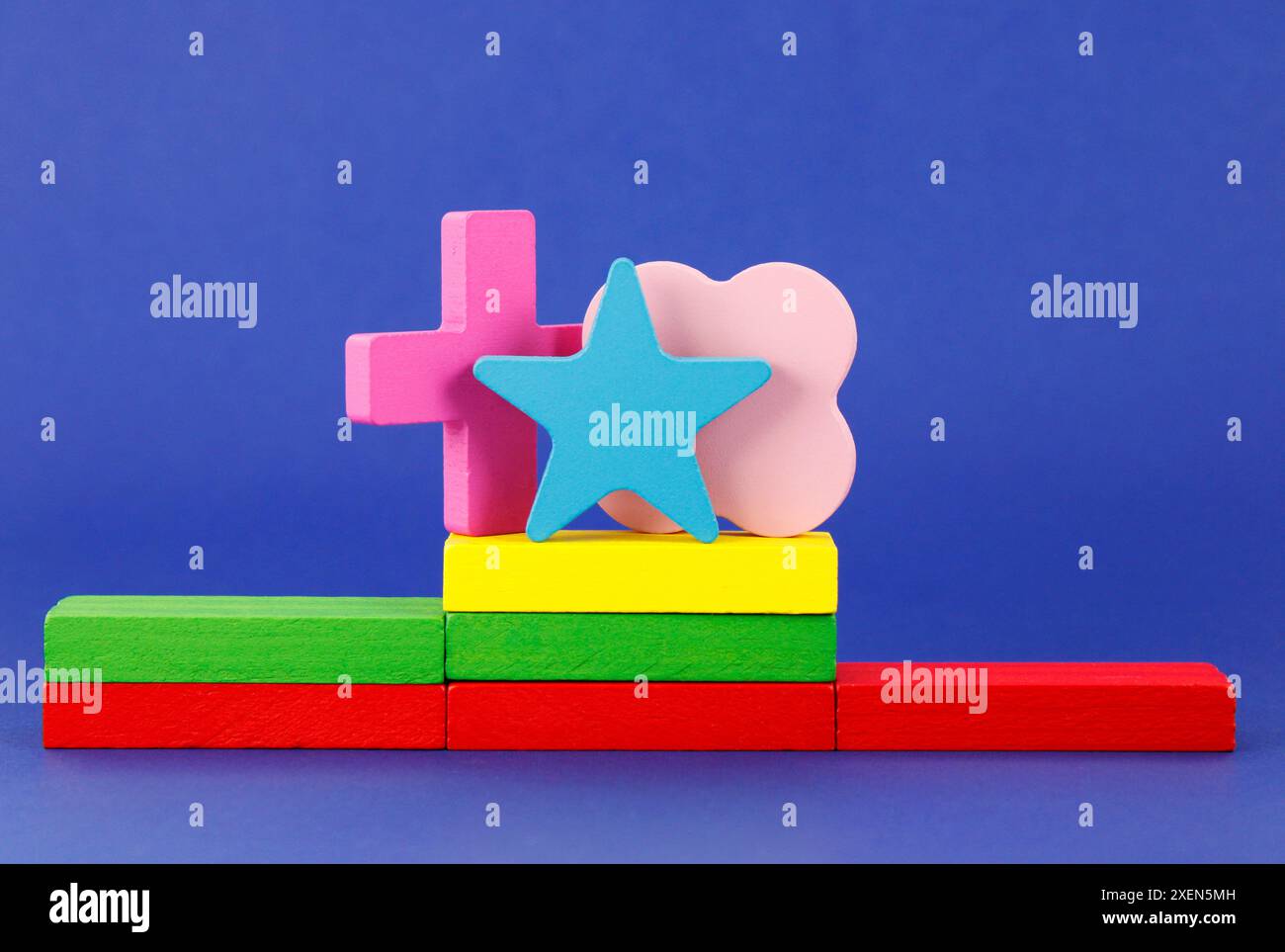 Erster Platz in einem Wettbewerb, in dem die Bemühungen um den zweiten und dritten Platz anerkannt werden Stockfoto