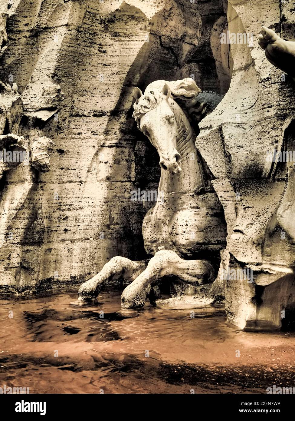 Italien, Rom. Infrarot des Pferdekopfes des Fontana dei Quattro Fiumi Stockfoto