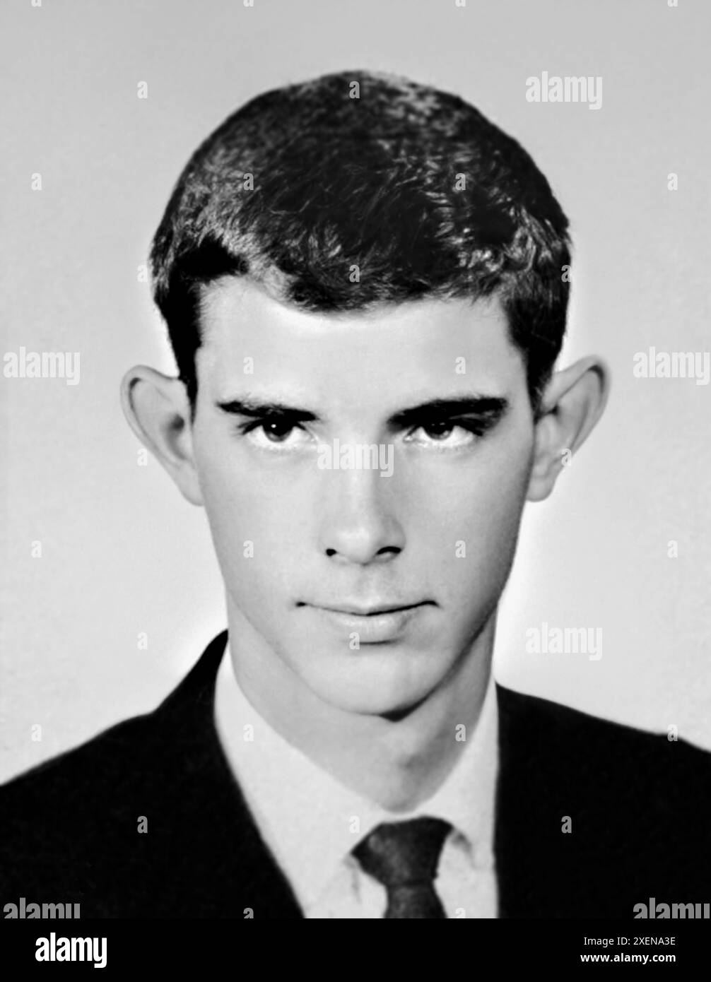 1961 , Modesto , Kalifornien , USA : der amerikanische Filmregisseur und Produzent GEORGE LUCAS ( 14 . Mai 1944 ) als Jugendlicher im Alter von 17 Jahren , Foto aus Downey Senior High School Yearbook , Modesto . Unbekannter Fotograf. - FILM - KINO - Persönlichkeiten Persönlichkeit wann waren kleine Jungen - Ragazzo - Junge - annuario scolastico - personalità da giovane giovani - TEENAGER - GESCHICHTE - Foto STORICHE - PORTRÄT - RITRATTO - Archivio GBB Stockfoto