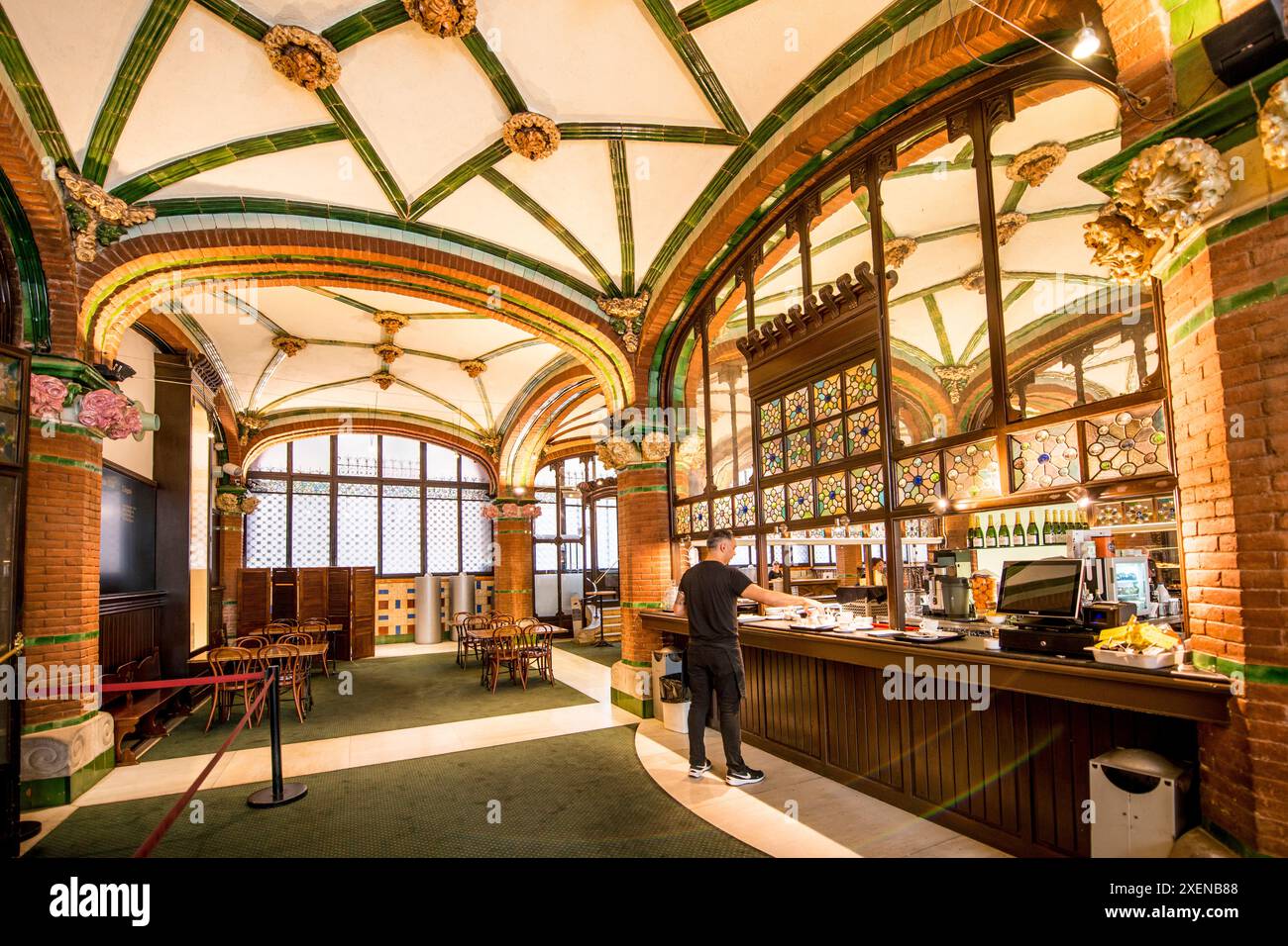 Das Café im Palau de la Música Catalana (Palast der katalanischen Musik) Konzerthalle, Altstadt, Barcelona, Spanien. Stockfoto