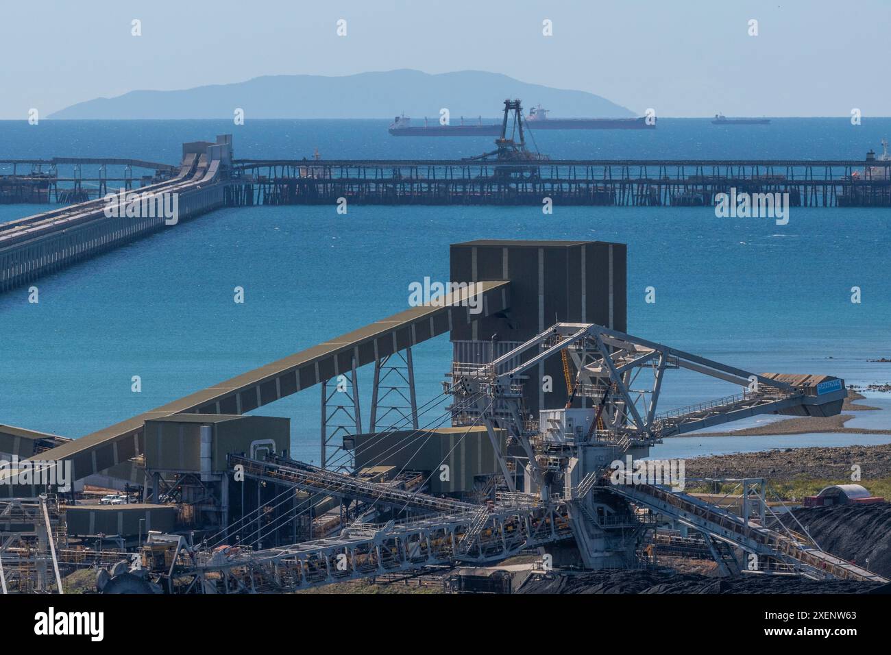 Zwei Kohlebergwerke im Hafen, Hay Point Coal Terminal (HPCT) und Dalrymple Bay Coal Terminal (DBCT), werden in Central Queensland betrieben Stockfoto