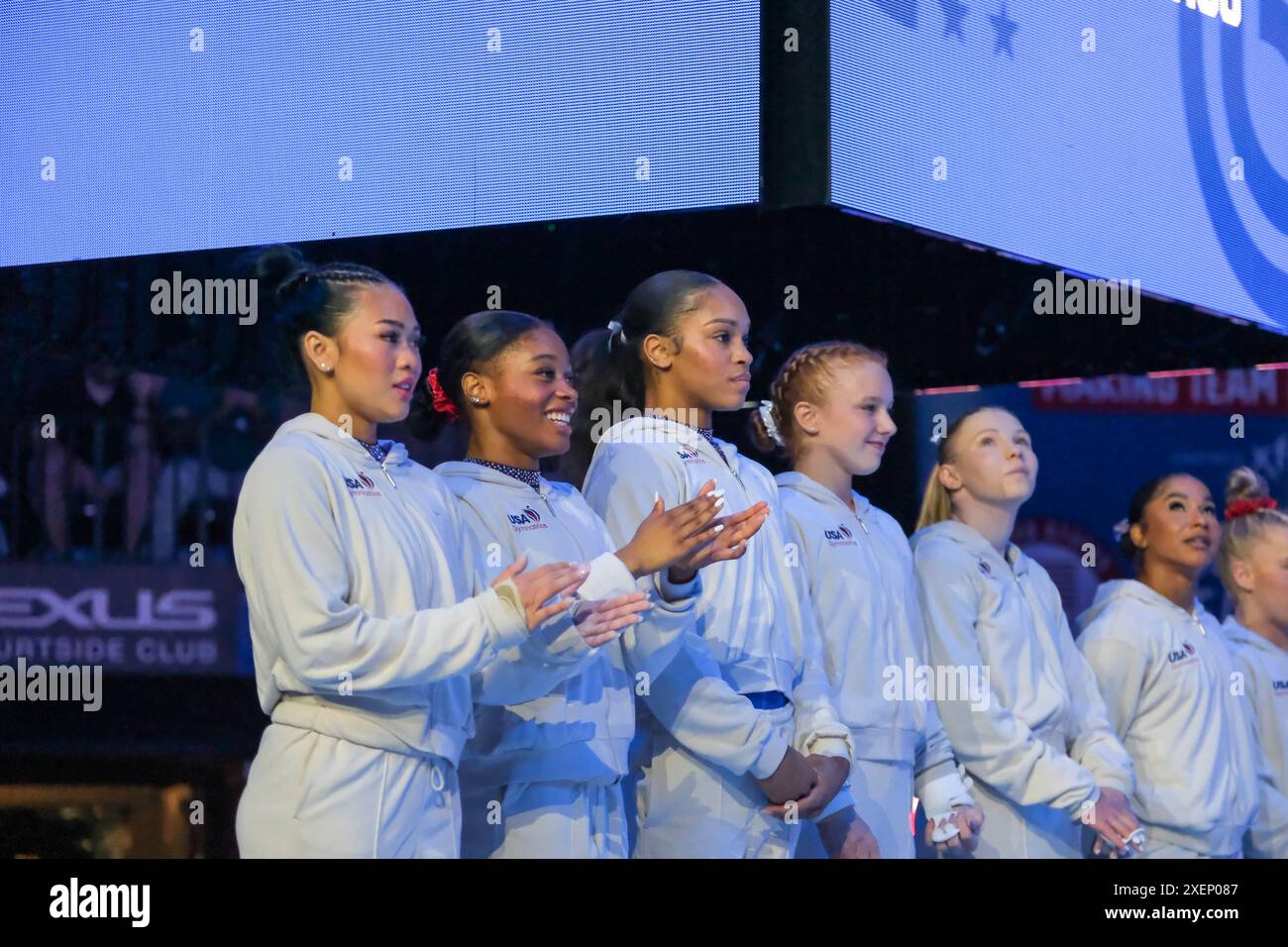 Minneapolis, Minnesota, USA. Juni 2024. Gymnastik-Trials des United States Olympic Team 2024 im Target Center in Minneapolis (Minnesota). (Kreditbild: © Steven Garcia/ZUMA Press Wire) NUR REDAKTIONELLE VERWENDUNG! Nicht für kommerzielle ZWECKE! Stockfoto