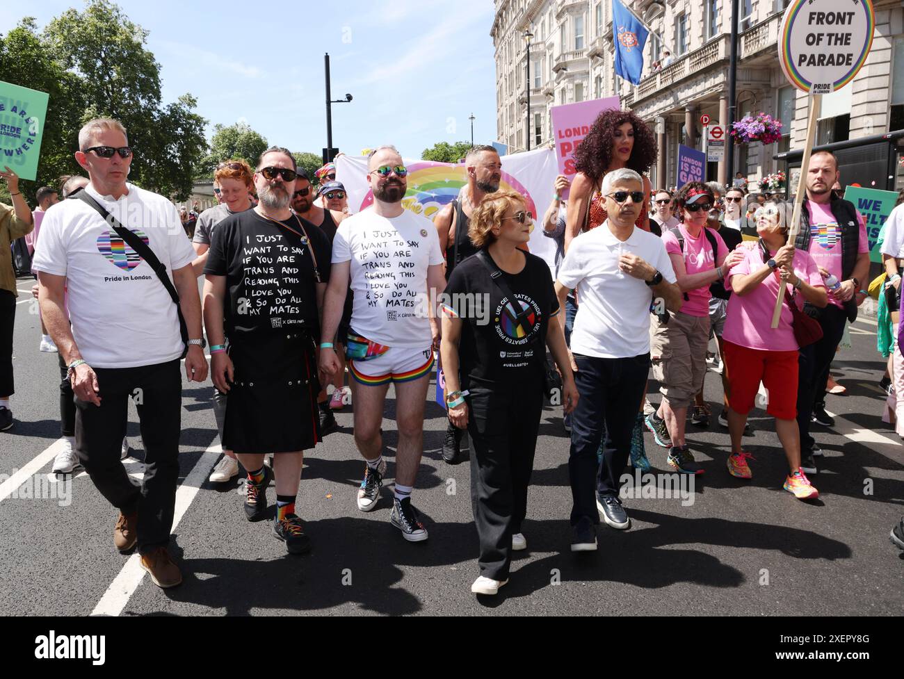 Der Bürgermeister von London Sadiq Khan nimmt an der Pride in London-Parade Teil. Bilddatum: Samstag, 29. Juni 2024. Stockfoto