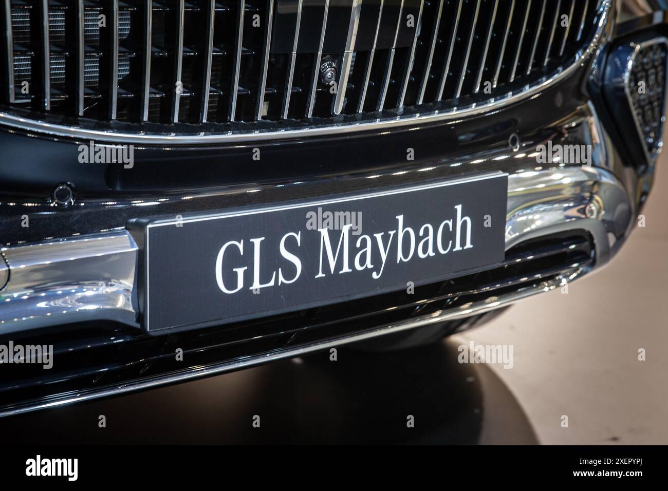 Bild eines Autokennzeichens eines Mercedes Benz GLS Maybach in Belgrad, Serbien. GLS Maybach ist eine Untermarke des deutschen Mercedes-Benz Stockfoto