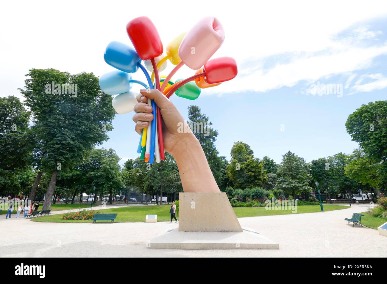TULPENSTRAUSS JEFF KOONS GESCHENK NACH PARIS Stockfoto