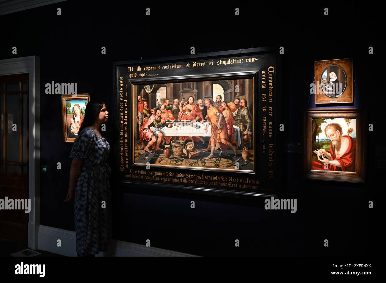 Sotheby's Old Master & 19 Century Paintings Evening Auction wird in London eröffnet, vor der Auktion am 3. Juli. Das Angebot umfasst Werke von Botticelli, Canaletto, Rubens, Sir Joshua Eynolds, Tiepolo und anderen . Stockfoto