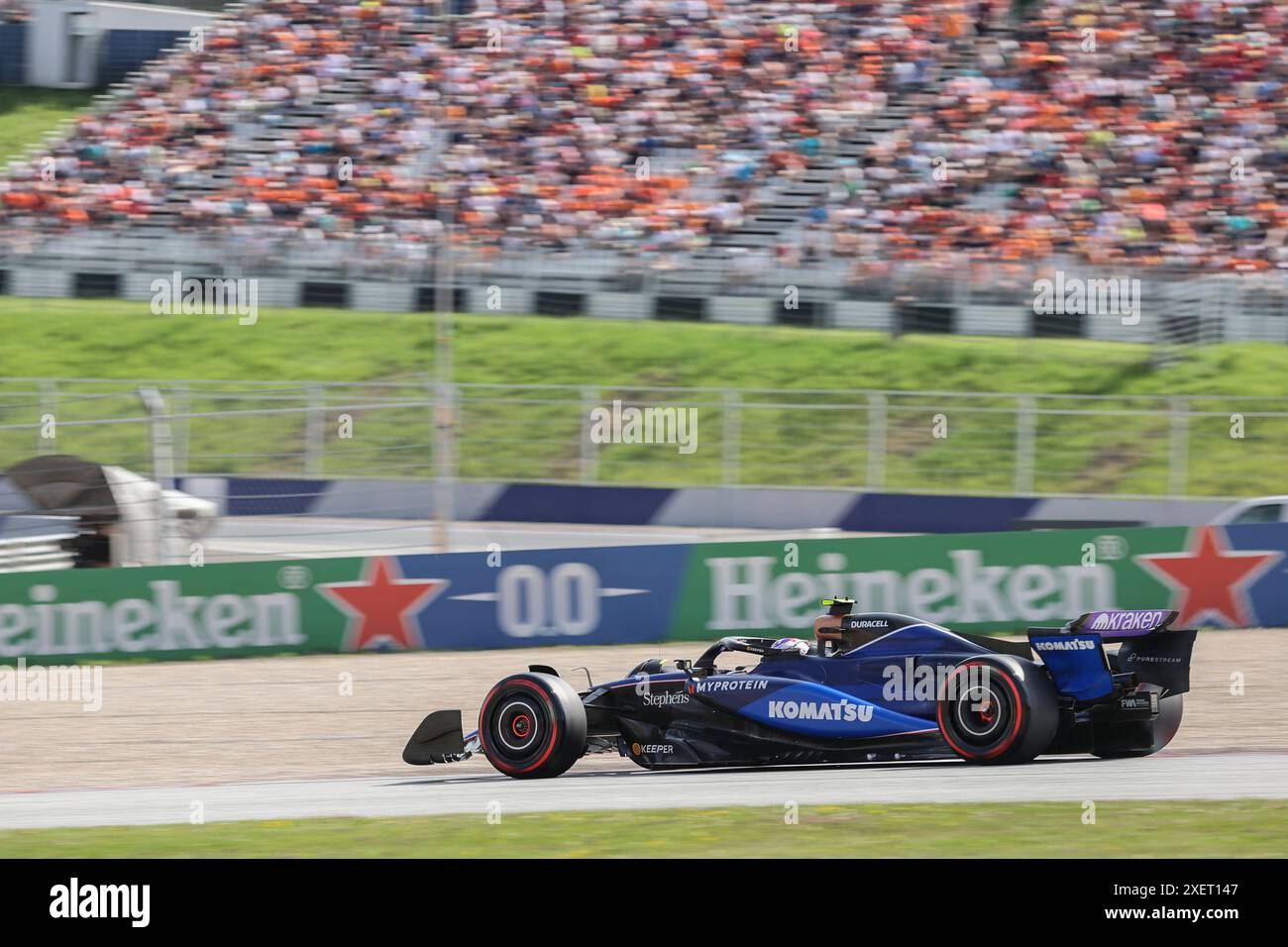 Spielberg, Österreich. Juni 2024. Formel 1 Quatar Airlines großer Preis von Österreich am Red Bull Ring, Österreich. Im Bild: #2 Logan Sargeant (USA) von Williams Racing in Williams FW46 während des Qualifying © Piotr Zajac/Alamy Live News Stockfoto
