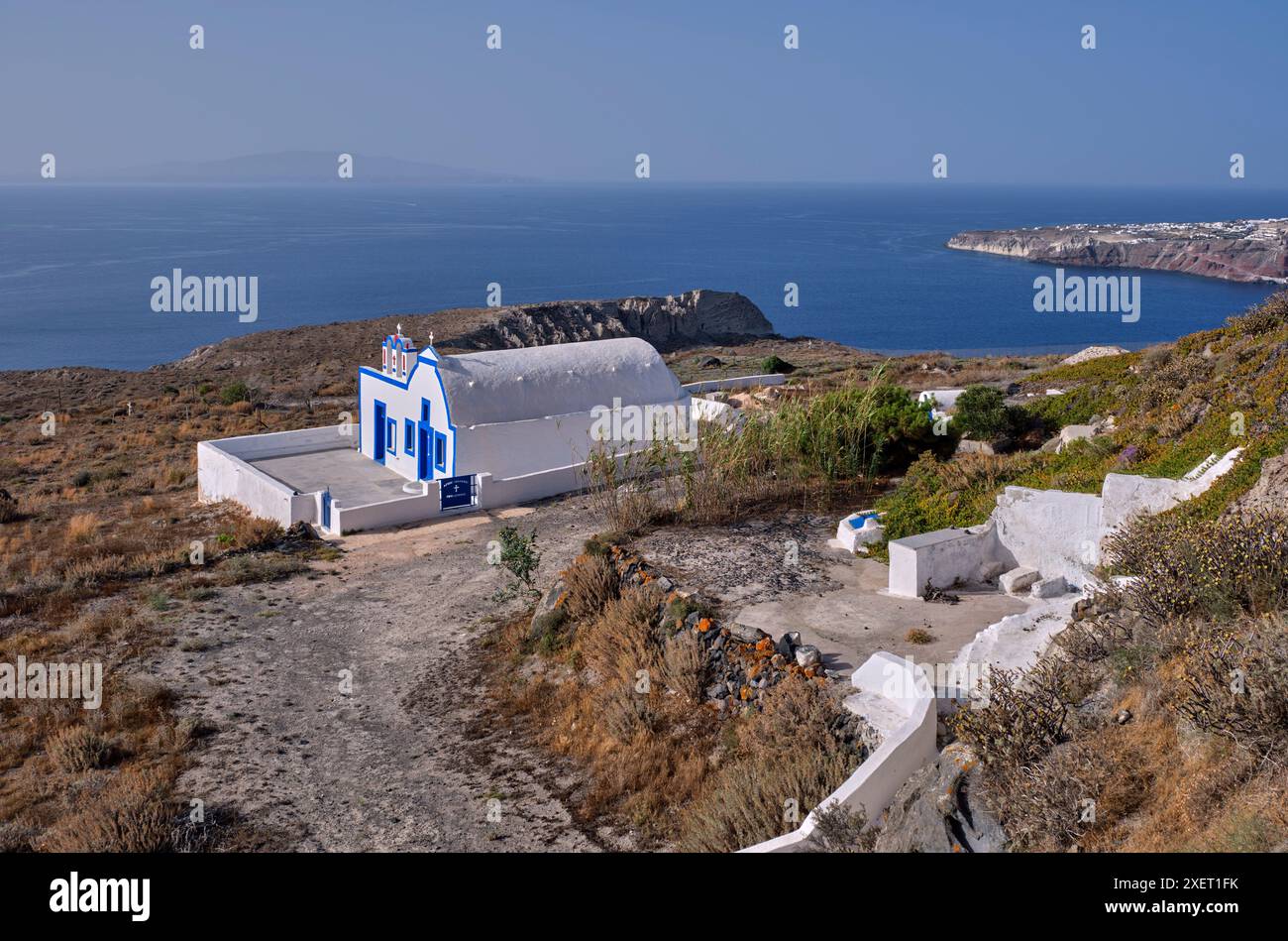 St. John's Church. In Der Nähe Von Manolas, Thirasia, Kykladen, Griechenland. Stockfoto