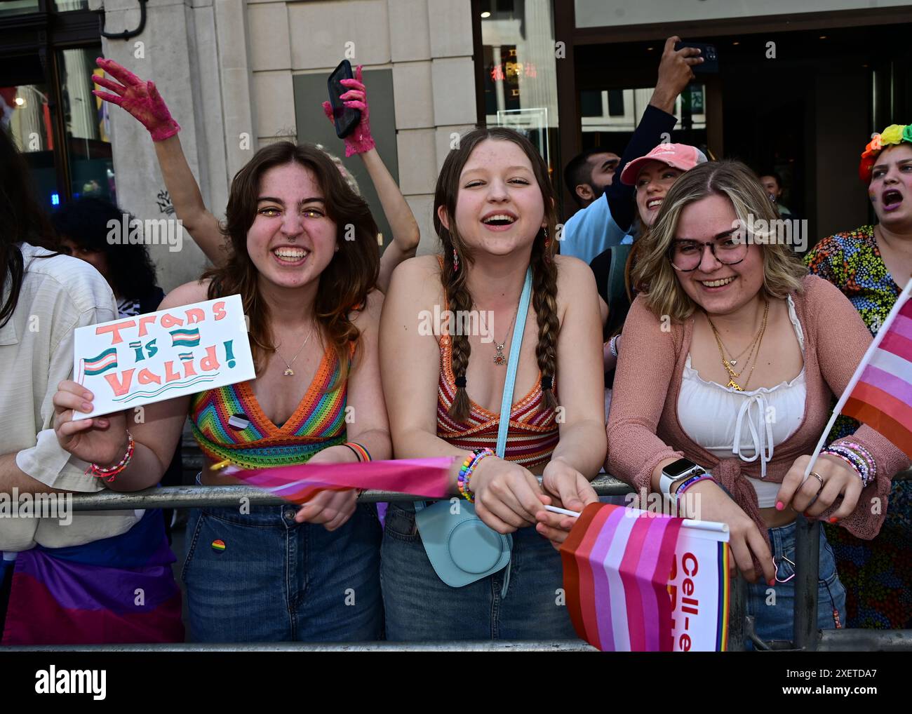 LONDON, GROSSBRITANNIEN. Juni 2024. Tausende nehmen an The Pride in London 2024 Teil. Quelle: Siehe Li/Picture Capital/Alamy Live News Stockfoto