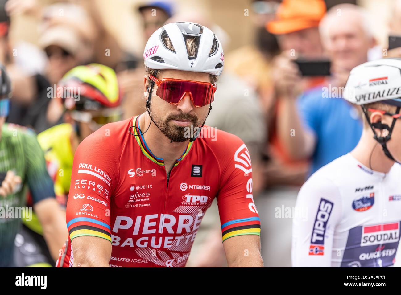 Liptovsky Mikulas, Slowakei. Juni 30. 2024. Peter Sagan wartet am Start des Tour de Slovakia-Rennens. Stockfoto
