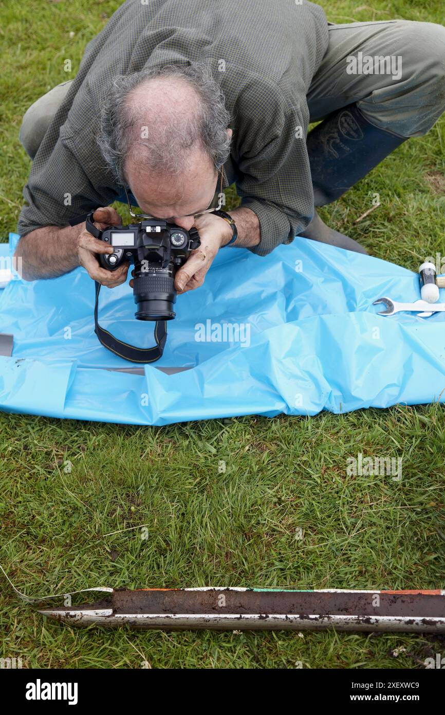 Fotografieren von Torf Probe, Klimawandel, Forschung, Neiker-Tecnalia, Unit of Environment, Belate, Navarra, Spanien Stockfoto