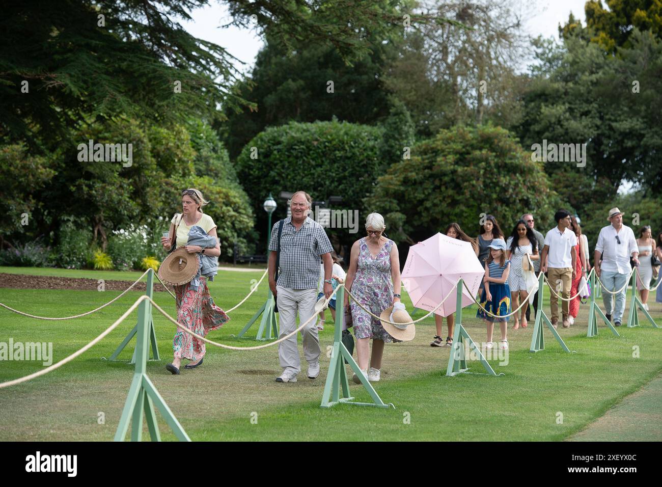 Stoke Poges, Großbritannien. Juni 2024. Hübsche Blumenränder am fünften Tag der Boodles im Stoke Park, Stoke Poges, Buckinghamshire. Kredit: Maureen McLean/Alamy Stockfoto