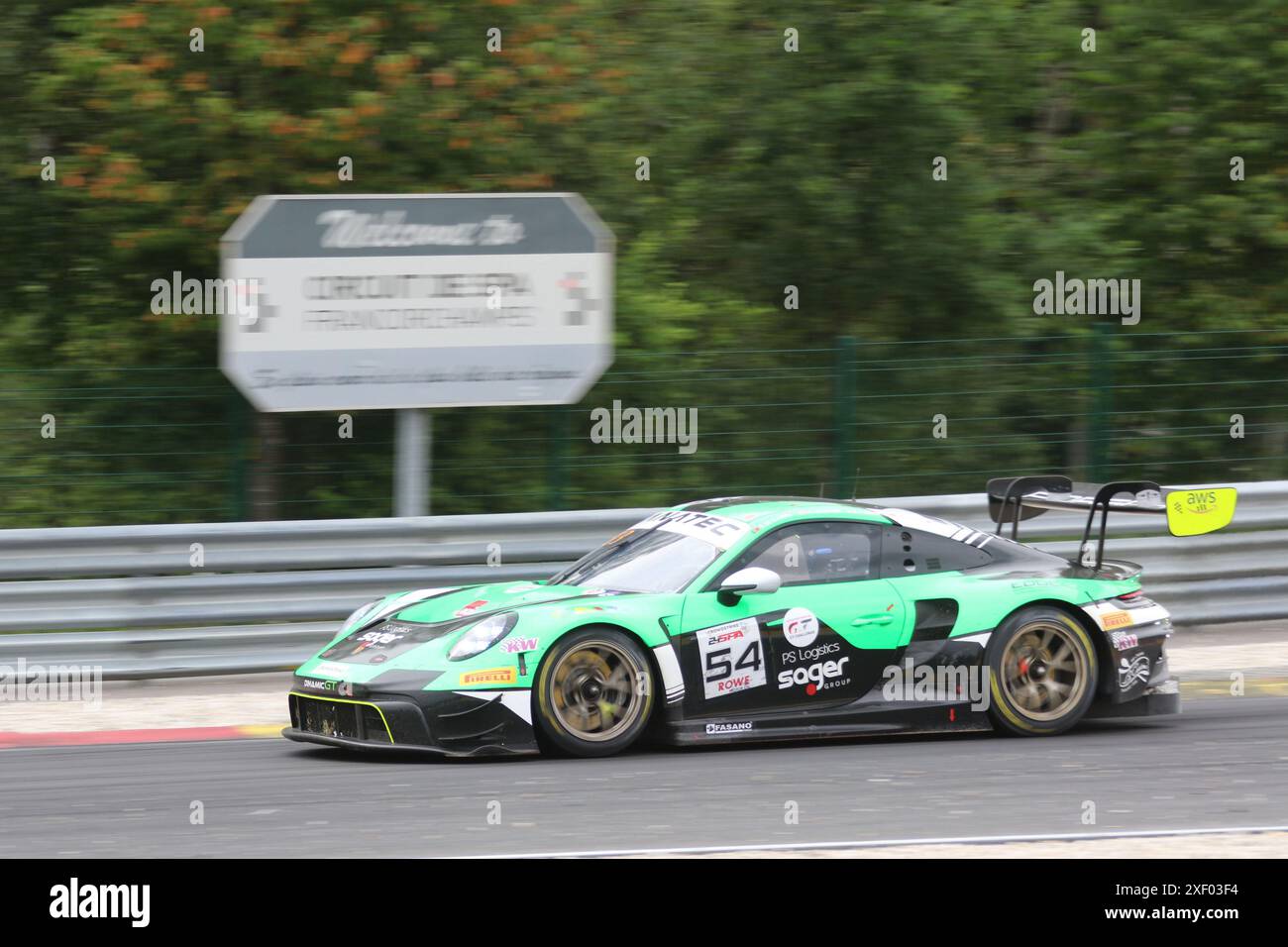 Philipp SAGER (AUT) / Marvin DIENST (DEU) / Guilherme MOURA DE OLIVEIRA (PRT) / Christopher ZOECHLING (DEU), #54, Porsche 911 GT3 R (992), Team: Dinamic GT (ITA), Motorsport, CrowdStrike 24H von Spa, Belgien, Spa-Francorchamps, 29.06.2024 Foto: Eibner-Pressefoto/Juergen Augst Stockfoto