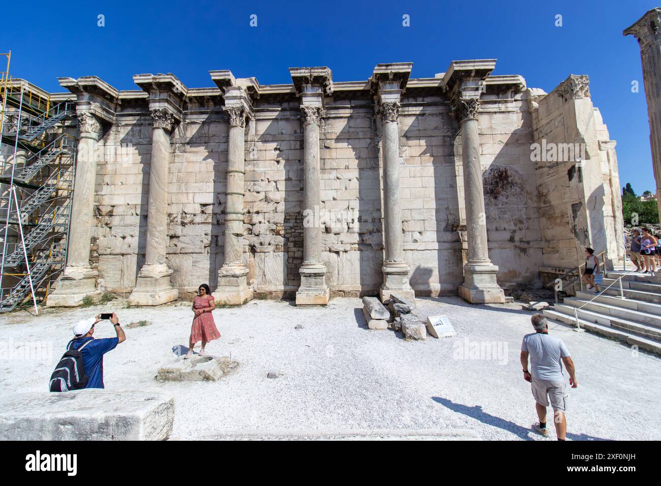 Ruinen der Hadrian Library auf der Nordseite der Akropolis in Athen, Griechenland. Bibliothek Des Römischen Kaisers Hadrian. Stockfoto