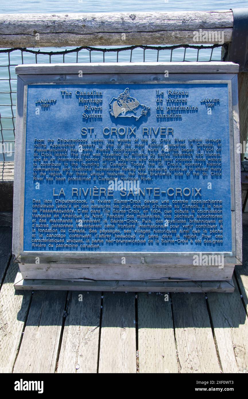 Schild mit dem Canadian Heritage Rivers System am St. Croix River in der Innenstadt von St. Andrews, New Brunswick, Kanada Stockfoto