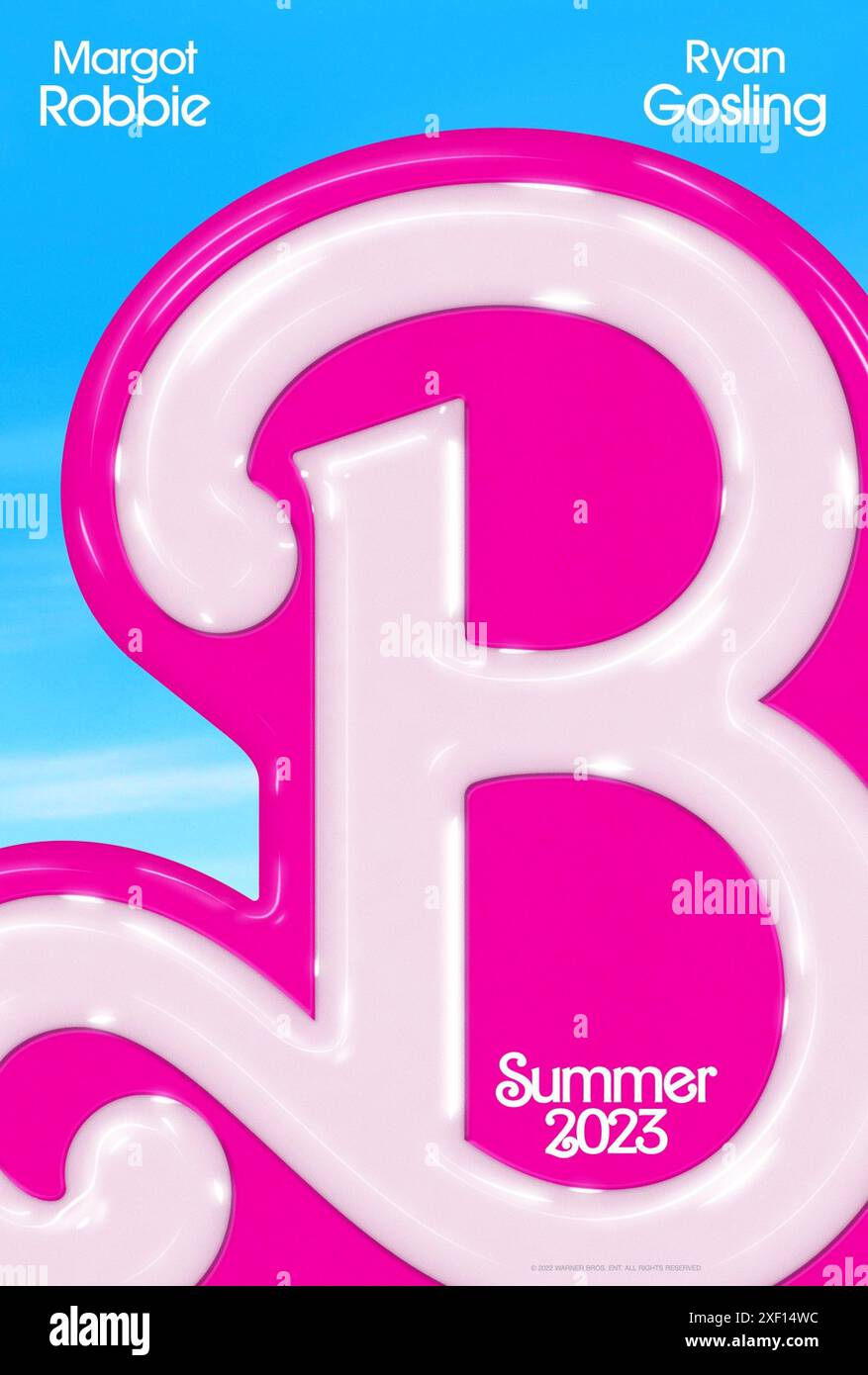 Barbie (2023) von Greta Gerwig mit Margot Robbie, Ryan Gosling und Issa Rae. Barbie leidet unter einer Krise, die sie dazu bringt, ihre Welt und ihre Existenz in Frage zu stellen. Poster FÜR US-Teaser***NUR FÜR REDAKTIONELLE ZWECKE***. Quelle: BFA / Warner Bros Stockfoto