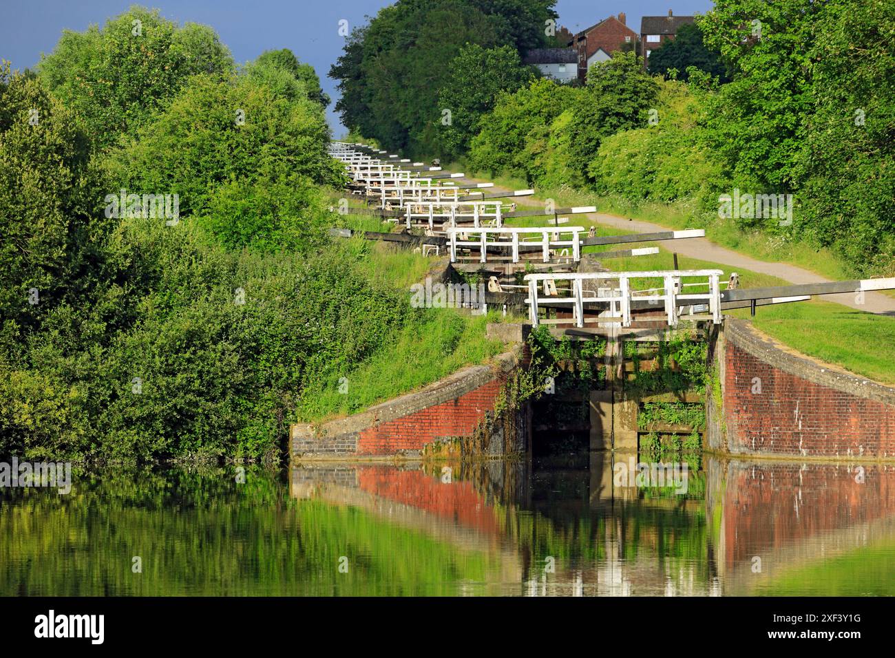 Kennet & Avon Canal, Caen Hill Flug der Schleusen, Devizes, Wiltshire. Stockfoto