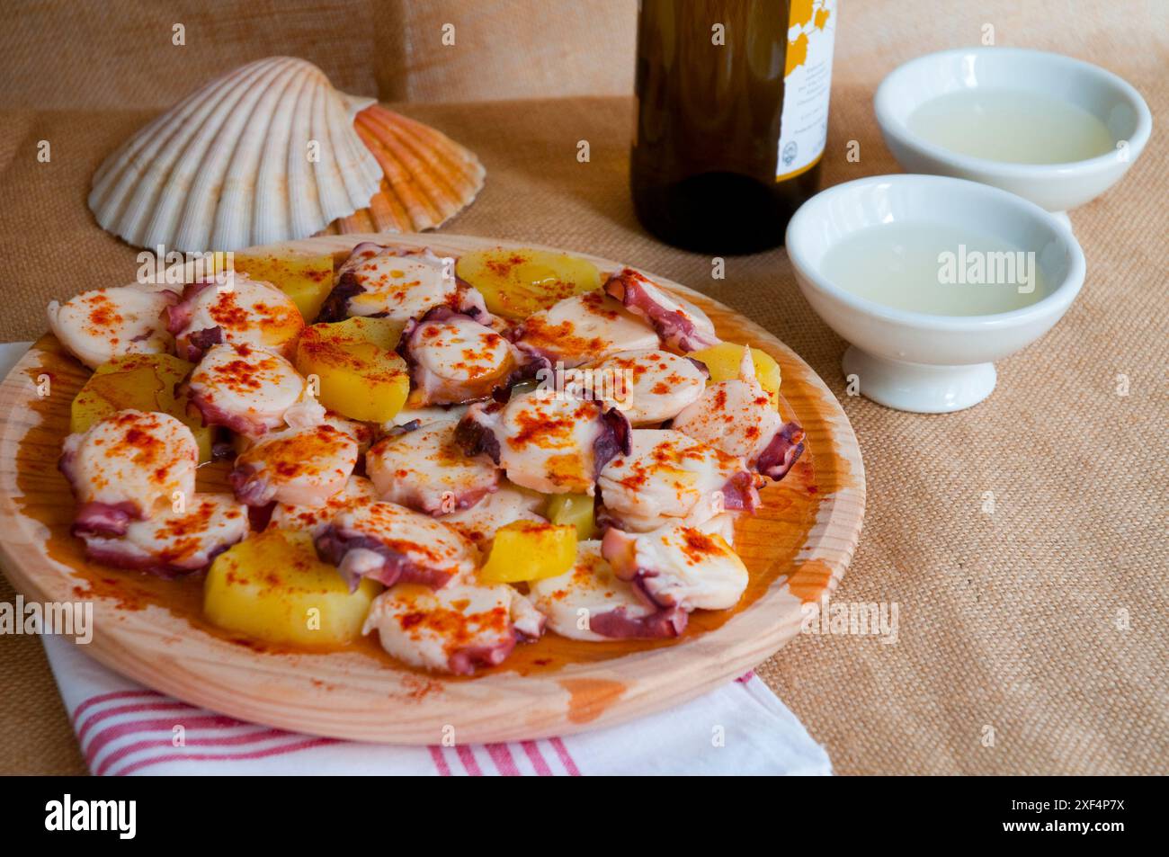 Pulpo a la gallega. Galicien, Spanien. Stockfoto