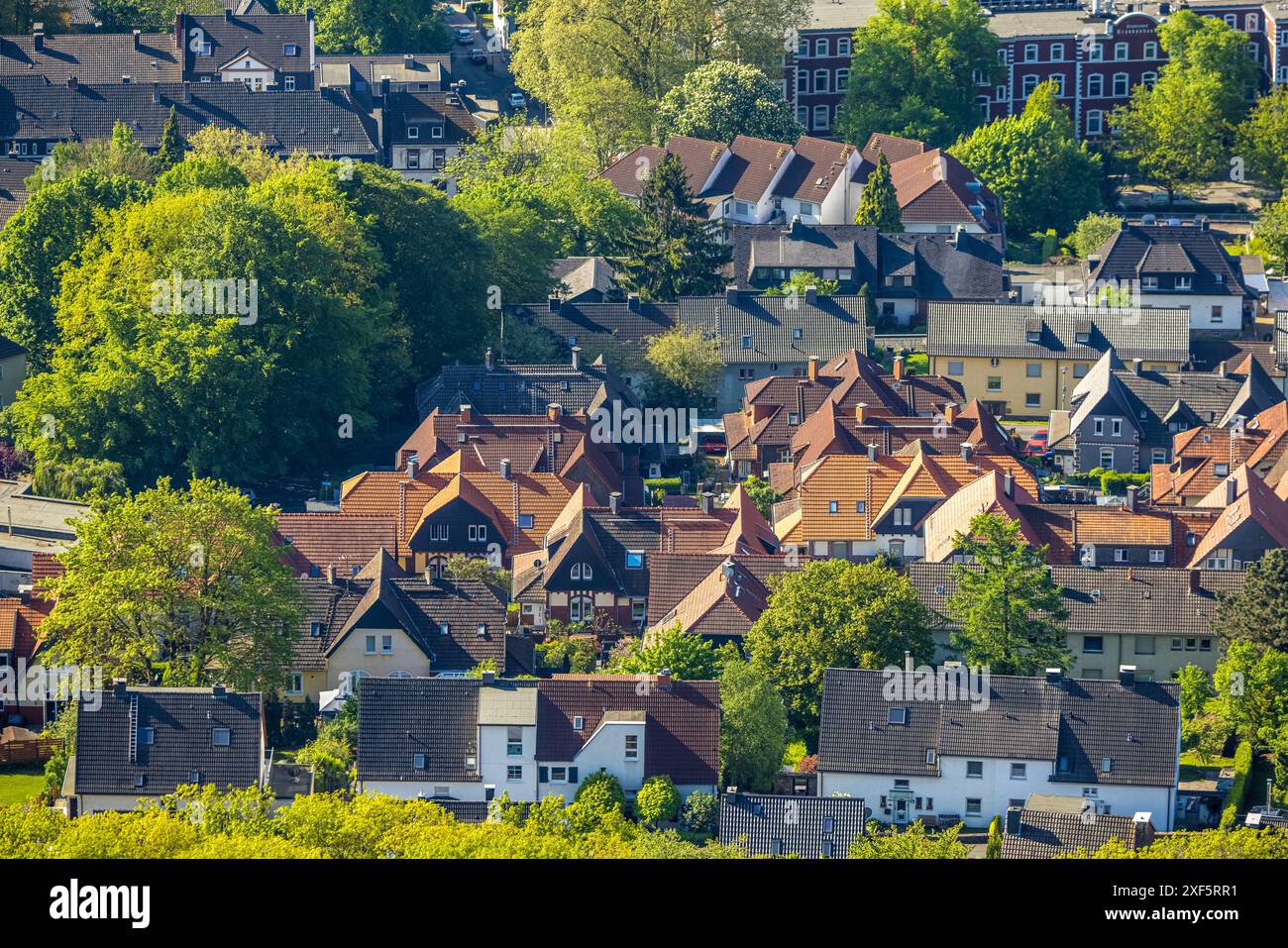 Luftaufnahme, Wohnsiedlung Stuckenholzhöhe Alt Wetter, Baudenkmal mit roten Dächern zwischen Bergstraße, Blankstraße, Bredtstraße, Trappenstr Stockfoto