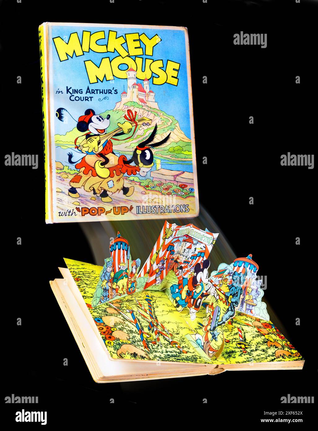 Fort Worth, Texas - Juni 30,2024 Mickey Mouse King Arthur Pop-up Buch Erstausgabe gedruckt 1933. Stockfoto