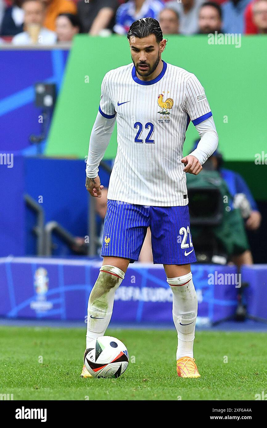 Fussball UEFA EURO 2024 Achtelfinale Frankreich - Belgien am 01.07.2024 in der Duesseldorf Arena in Düsseldorf Theo Hernandez ( Frankreich ) Foto: Revierfoto Credit: ddp Media GmbH/Alamy Live News Stockfoto