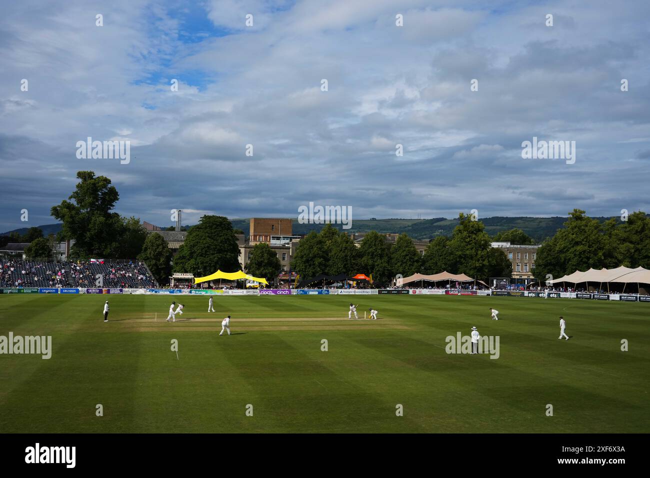 Cheltenham, Vereinigtes Königreich, 1. Juli 2024. Eine allgemeine Ansicht während des Spiels der Vitality County Championship Division 2 zwischen Gloucestershire und Glamorgan. Quelle: Robbie Stephenson/Gloucestershire Cricket/Alamy Live News Stockfoto