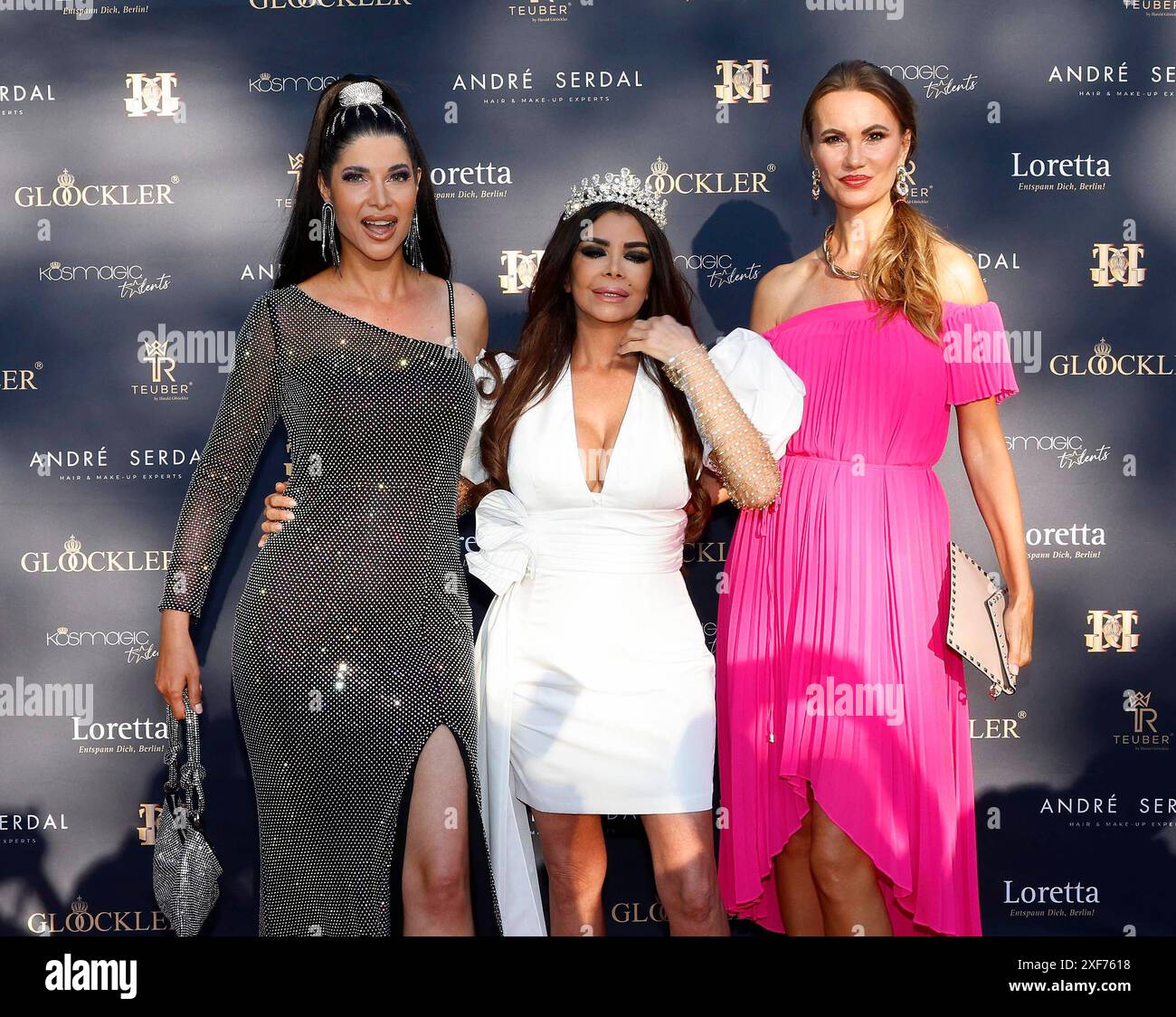 Micaela Schaefer, Kader Loth, Franziska Scheffter bei Harald Gloeoeckler Fashion Night im Loretta am Wannsee, Berlin. *** Micaela Schaefer, Kader Loth, Franziska Scheffter bei der Harald Gloeoeckler Fashion Night in Loretta am Wannsee, Berlin Stockfoto