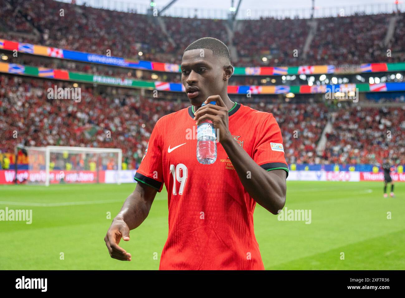 Frankfurt Am Main, Deutschland. Juli 2024. Nuno Mendes aus Portugal beim Achtelfinale der UEFA EURO 2024 zwischen Portugal und Slowenien in der Frankfurt Arena in Frankfurt am Main am 1. Juli 2024 (Foto: Andrew SURMA/ Credit: SIPA US/Alamy Live News Stockfoto