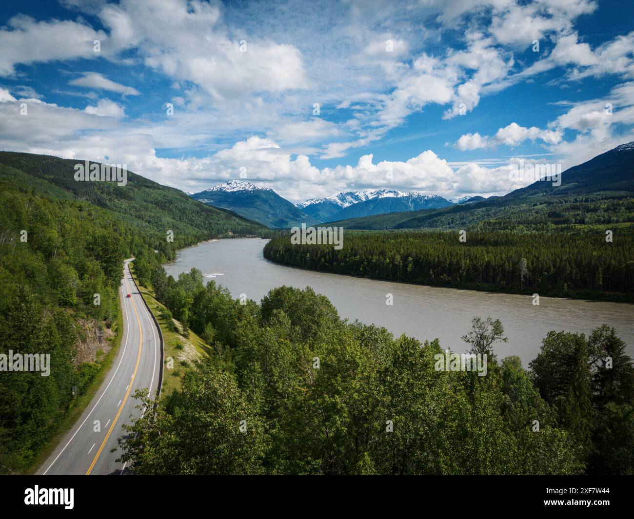 Der Skeena River zwischen Terrace und Prince Rupert BC, Kanada. Stockfoto