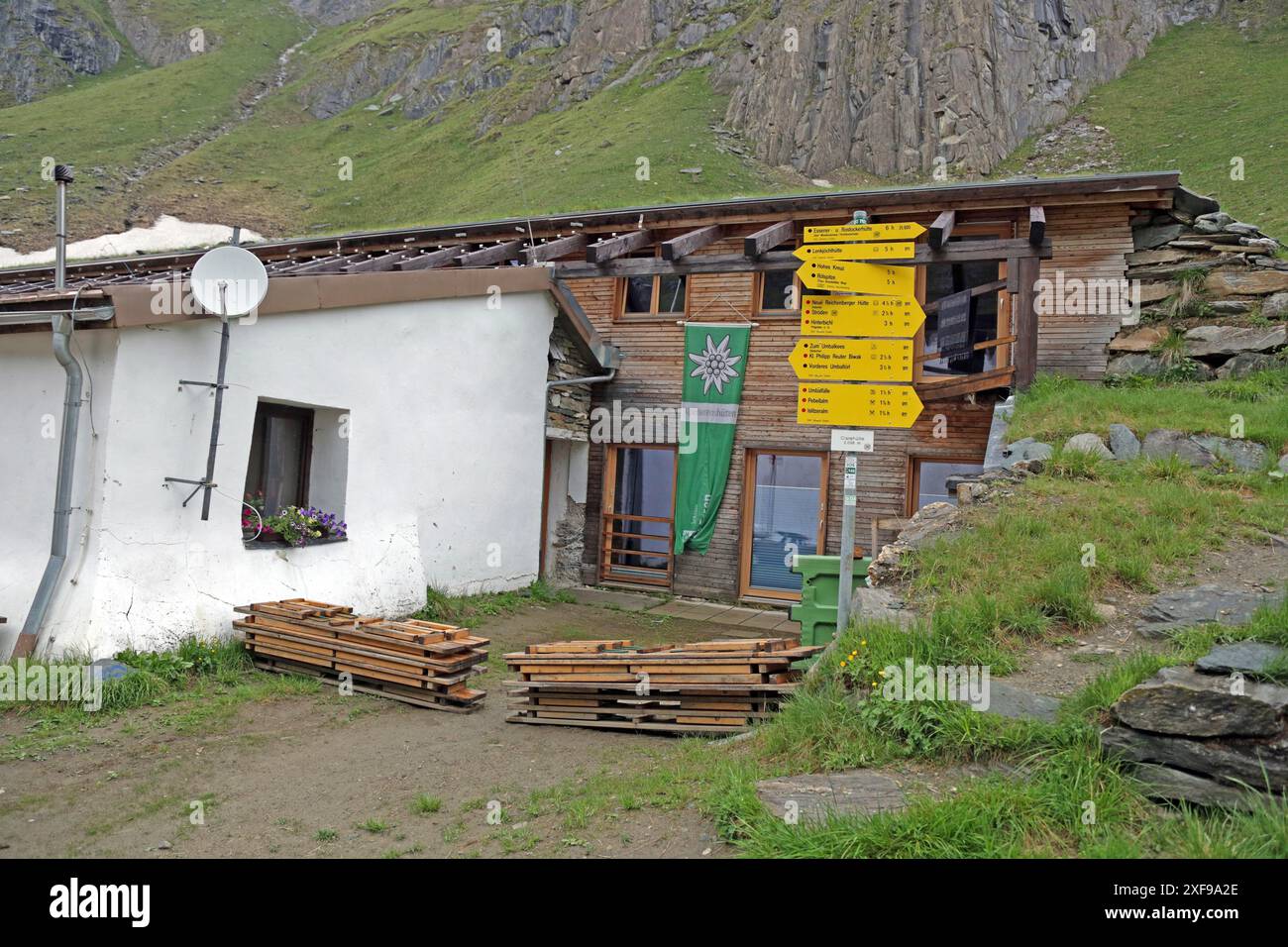 Die älteste Hütte Osttirols, Clarahuette, Umbaltal, Nationalpark hohe Tauern, Österreich Stockfoto