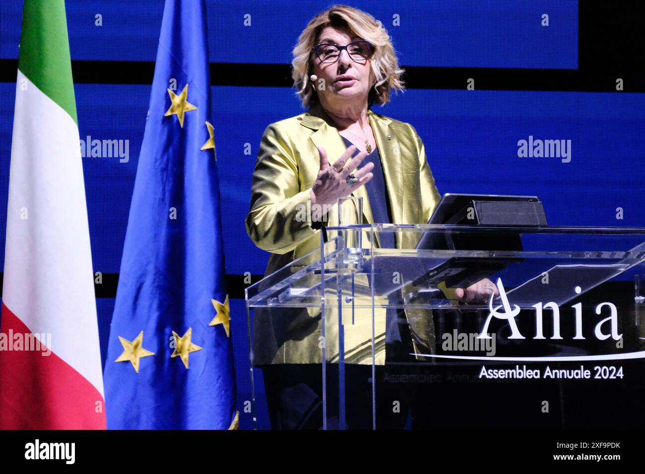 Roma, Italien. Juli 2024. Maria Bianca Farina, Presidente ANIA, in occasione della 80.A Assemblea Nazionale dell'Associazione Nazionale fra le Imprese Assicuratrici (ANIA) svoltasi a Roma, Marted&#xec; 02 Liglio 2024 (Foto Mauro Scrobogna/LaPresse) Maria Bianca Farina, Präsidentin der ANIA, anlässlich der 80. Nationalversammlung des Nationalen Verbandes der Versicherungsgesellschaften (ANIA), die am Dienstag, den 02. Juli 2024 in Rom stattfand. (Foto: Mauro Scrobogna/LaPresse) Credit: LaPresse/Alamy Live News Stockfoto