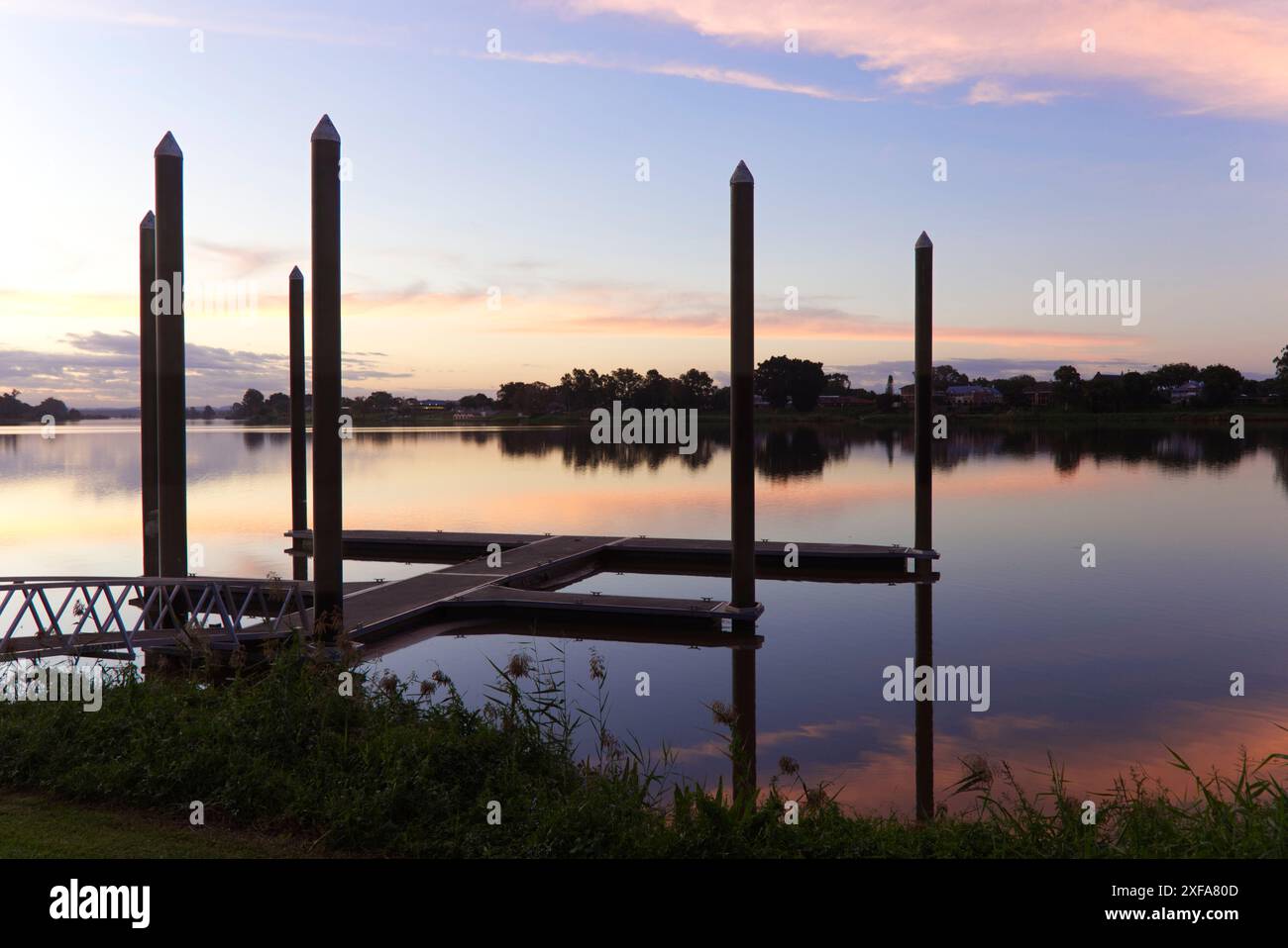 Eine ruhige Sonnenuntergangsszene in Grafton, New South Wales, Australien. Stockfoto