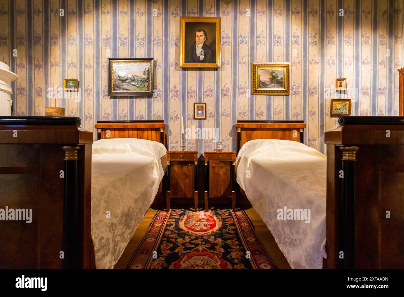 Empire-Stil Schlafzimmer 1810-1820, Muzeumnegyed, Soproni Muzeum, Sopron, Ungarn Stockfoto
