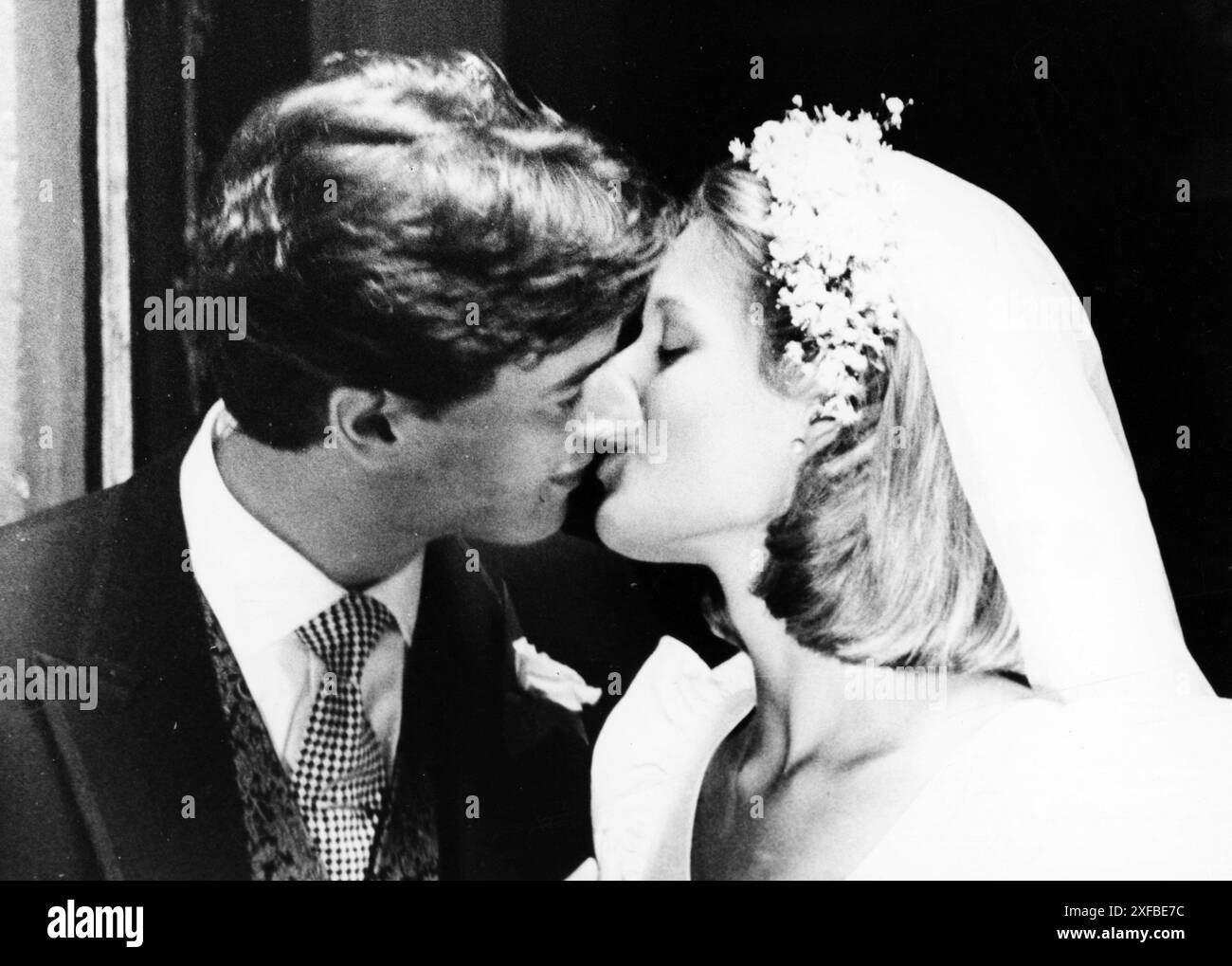 30 Luglio 1988 Archivio Storico Olycom/LaPresse Alexandra di Kent, coniugata Ogilvy (nome completo Alexandra Helen Elizabeth Olga Christabel; Londra, 25 dicembre 1936), è una principessa britannica, in 57ª posizione nella linea di successione al trono. Nella Foto: Matrimonio reale, James Ogilvy figlio di Alexandra di Kent e Julia Rawlinson Pictured: Royal Wedding, James Ogilvy Sohn von Alexandra of Kent und Julia Rawlinson Credit: LaPresse/Alamy Live News Stockfoto