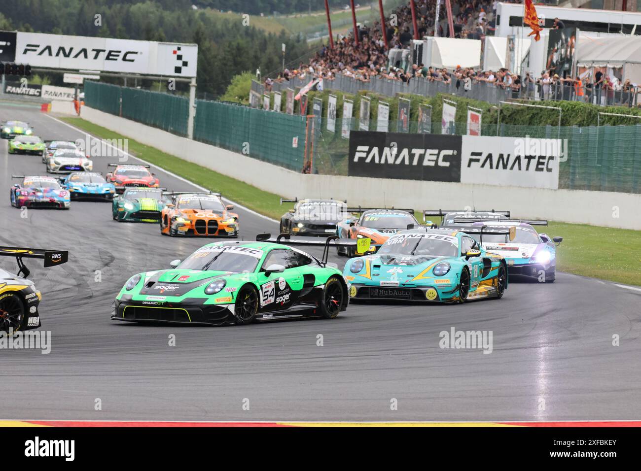 Philipp SAGER (AUT) / Marvin DIENST (DEU) / Guilherme MOURA DE OLIVEIRA (PRT) / Christopher ZOECHLING (DEU), #54, Porsche 911 GT3 R (992), Team: Dinamic GT (ITA), Motorsport, CrowdStrike 24H von Spa, Belgien, Spa-Francorchamps, 29.06.2024 Foto: Eibner-Pressefoto/Juergen Augst Stockfoto