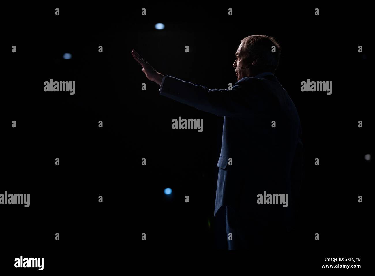 Nigel Farage Parteivorsitzender bei der „Rally for Reform“ in Birmingham NEC, dem größten Massentreffen des britischen Führers der Reform am Sonntag, den 30. Juni 2024 Stockfoto