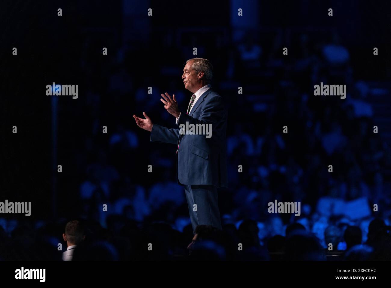 Nigel Farage Parteivorsitzender bei der „Rally for Reform“ in Birmingham NEC, dem größten Massentreffen des britischen Führers der Reform am Sonntag, den 30. Juni 2024 Stockfoto