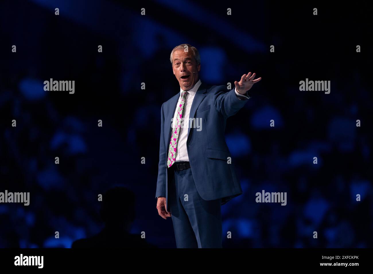 Nigel Farage Parteivorsitzender bei der „Rally for Reform“ in Birmingham NEC, dem größten Massentreffen des britischen Führers der Reform am Sonntag, den 30. Juni 2024 Stockfoto