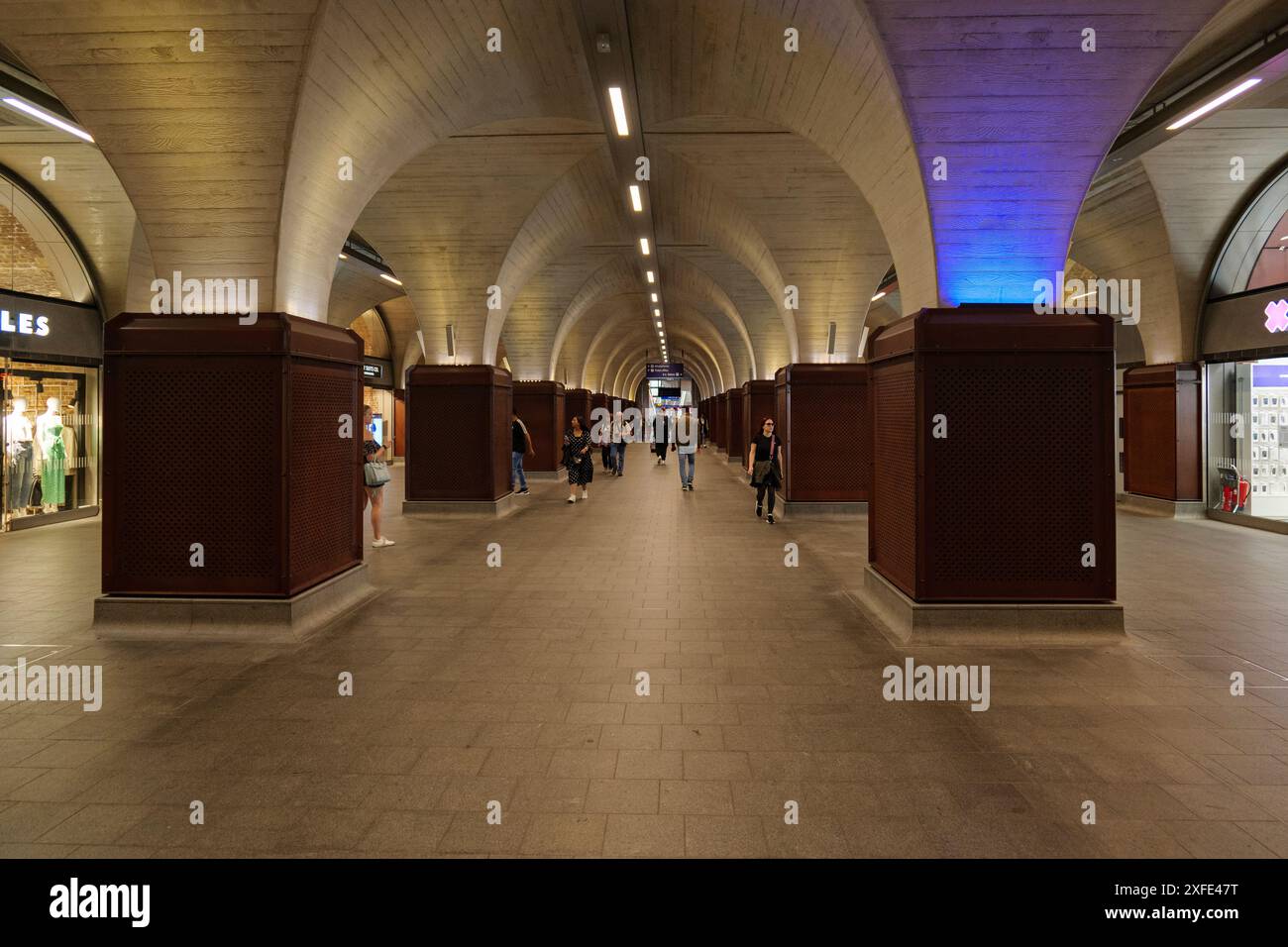 London - 06 10 2022: Innenraum der London Bridge Station Stockfoto