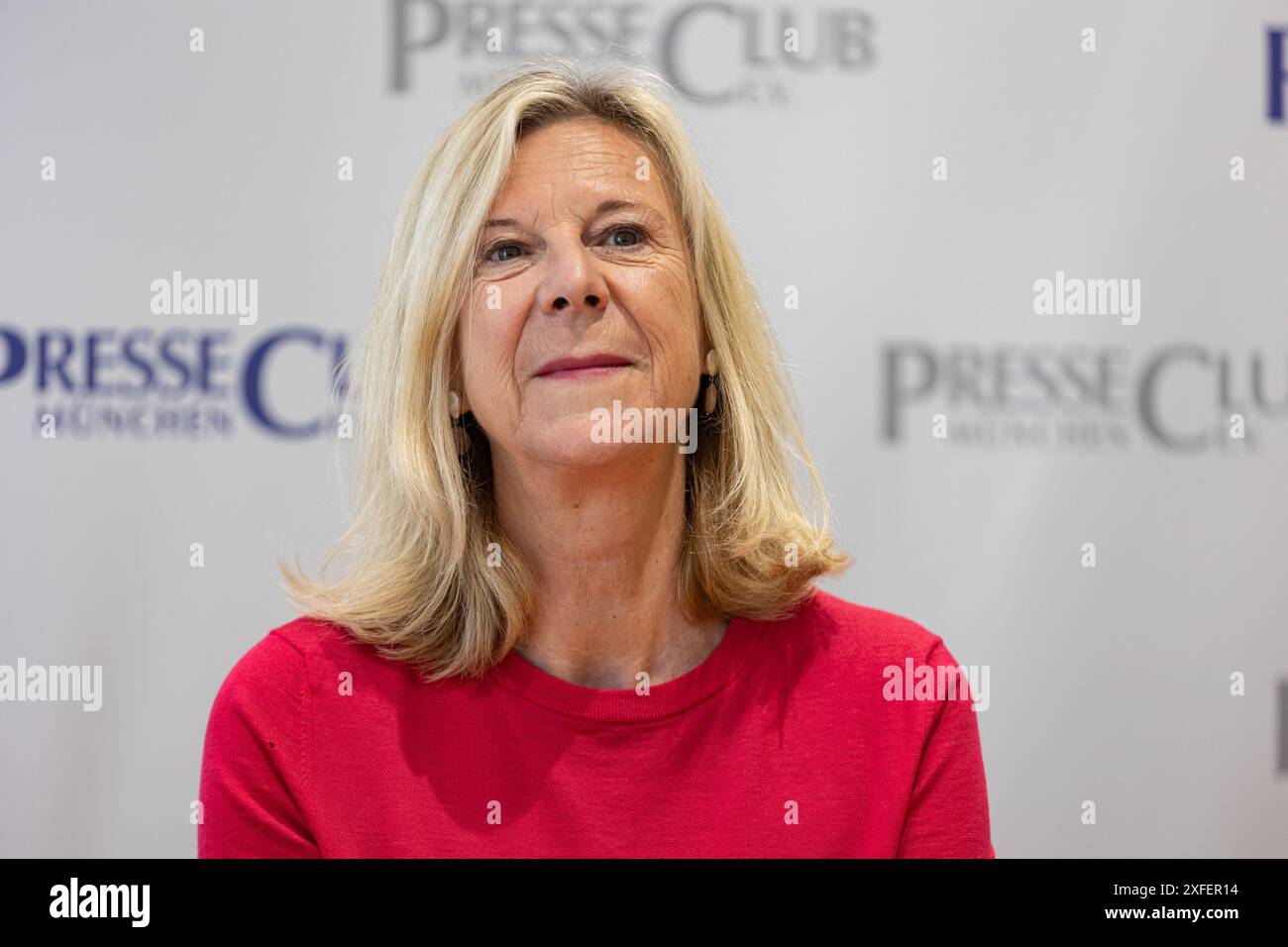 München, Deutschland. Juli 2024. BR-Direktorin des Bayerischen Rundfunks Katja Wildermuth im Presseclub-Talk am 3. Juli 2024 in München. (Foto: Alexander Pohl/SIPA USA) Credit: SIPA USA/Alamy Live News Stockfoto