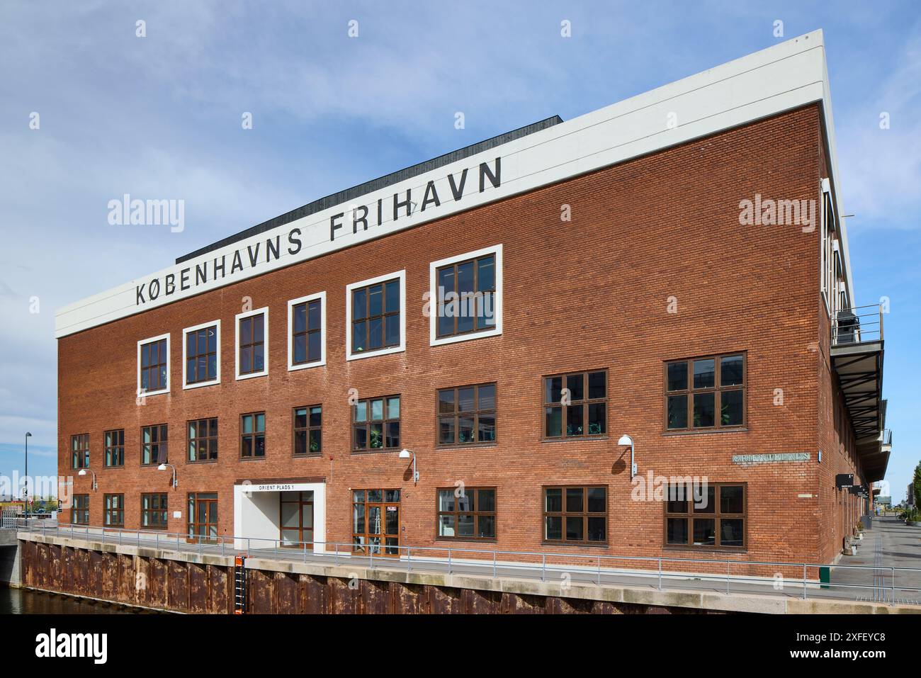 Pakhus 54, gebaut für Det Østasiatiske Kompagni (Ostasiatische Gesellschaft) im Jahr 1953; Sundmolen, Kopenhagen, Dänemark Stockfoto