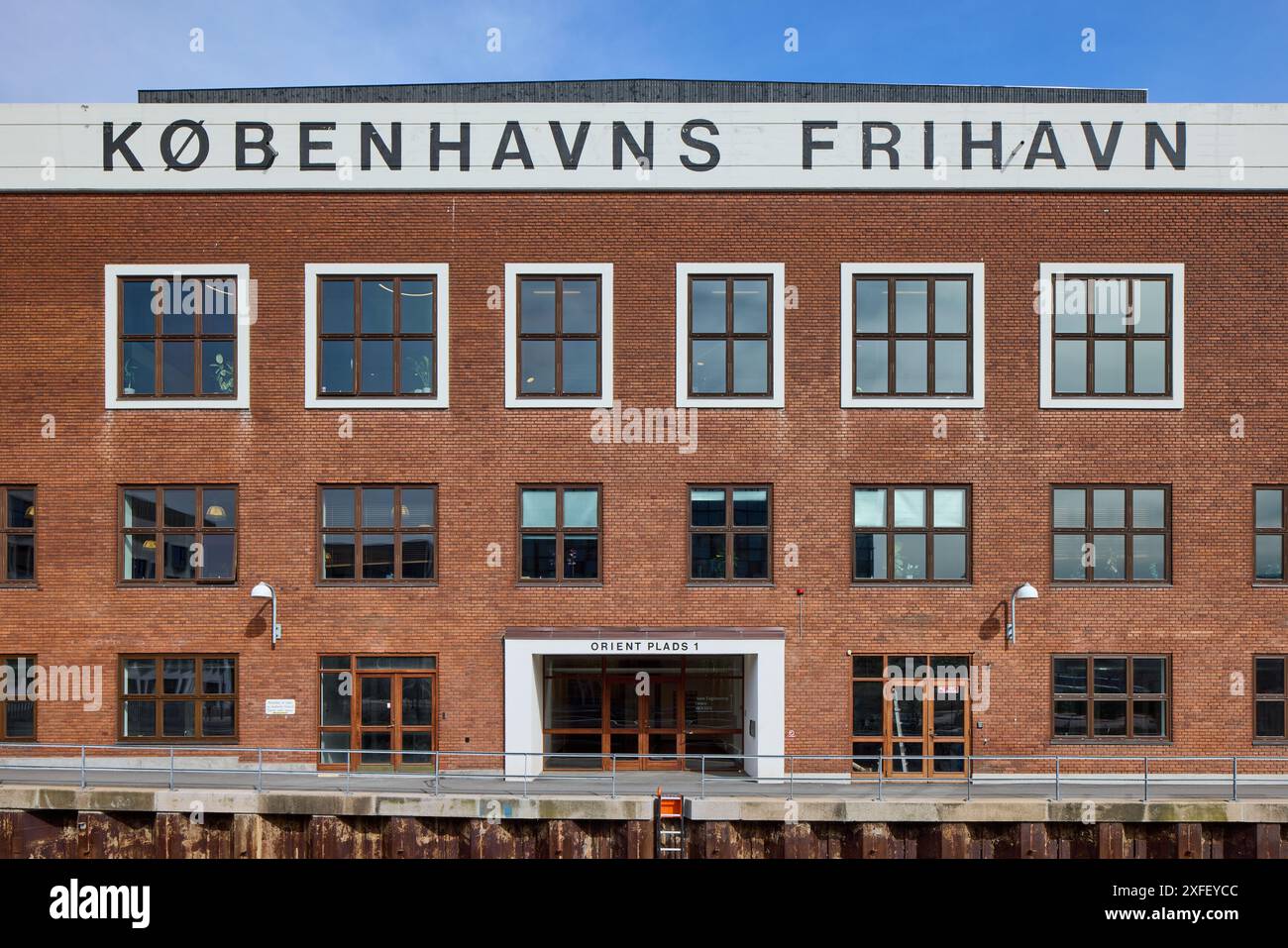 Pakhus 54, gebaut für Det Østasiatiske Kompagni (Ostasiatische Gesellschaft) im Jahr 1953; Sundmolen, Kopenhagen, Dänemark Stockfoto