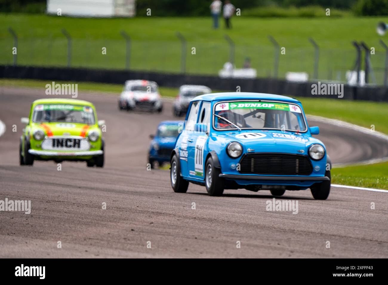 Andover, Hampshire - 7. Juni 2024: Dunlop Mini Se7en Challenge unterstützt von Mini Spares Stockfoto