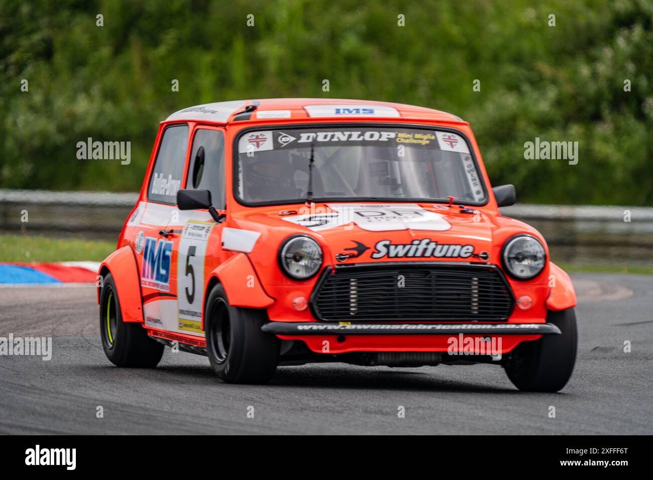 Andover, Hampshire - 7. Juni 2024: Dunlop Mini Se7en Challenge unterstützt von Mini Spares Stockfoto