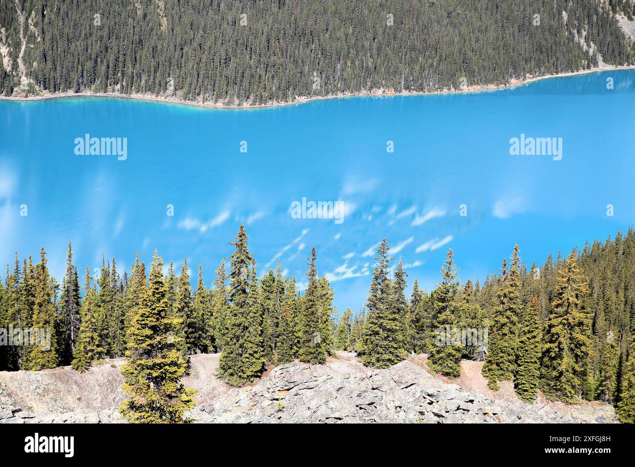 Peyto Lake, British Columbia von der Aussichtsplattform in der Nähe des Highway 93. Stockfoto