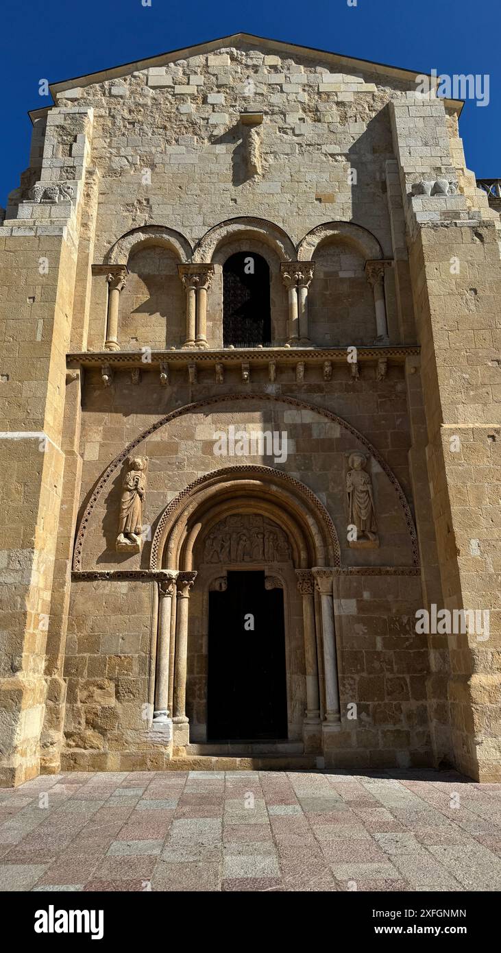 Königliche Stiftskirche San Isidoro de León Stockfoto